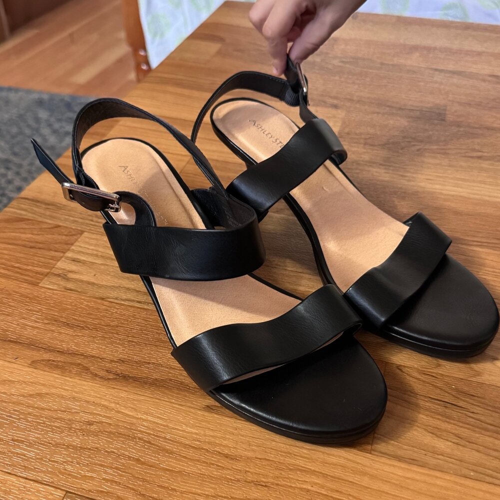 Ashley Stewart Heel Sandals Women’s 10 W Black - NWT style CP37850